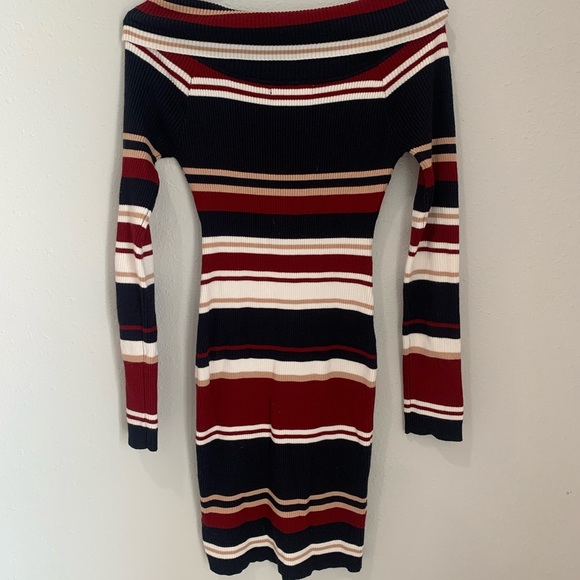 Women’s Kendall‎ & Kylie Size S Sweater Dress - Picture 7 of 8
